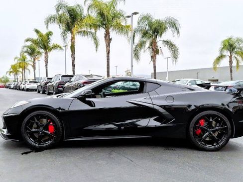 Used 2020 Chevrolet Corvette Stingray Premium Cpe w/ 3LT Preferred Equipment Group RWD image 4