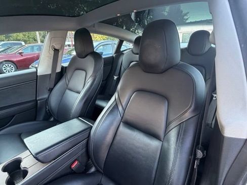 Used 2020 Tesla Model 3 Long Range AWD/4WD image 10