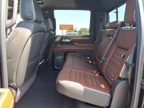 New 2026 GMC Sierra 2500 Denali Ultimate w/ Max Trailering Package AWD/4WD image 15