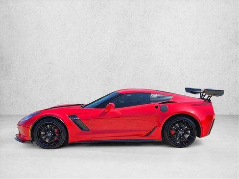 Used 2016 Chevrolet Corvette Z06 w/ 3LZ Preferred Equipment Group RWD image 8