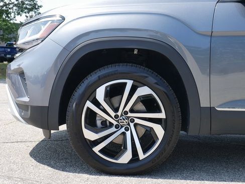 Used 2022 Volkswagen Atlas SEL image 8