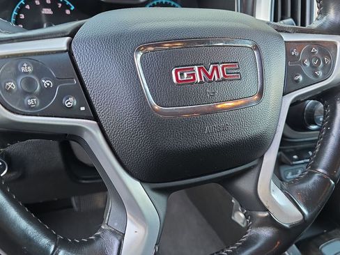 Used 2019 GMC Canyon SLT image 11