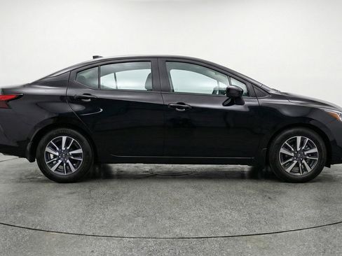 Used 2025 Nissan Versa SV image 11