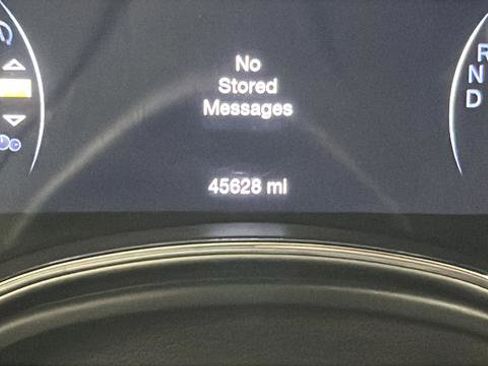 Used 2018 Jeep Grand Cherokee Laredo AWD/4WD image 10