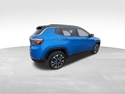 Used 2023 Jeep Compass Limited AWD/4WD image 10