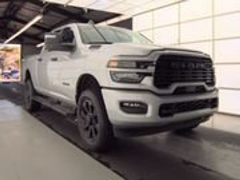 Used 2026 RAM 2500 Big Horn AWD/4WD image 7