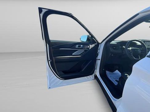 New 2026 Ford Explorer Tremor w/ Tremor Ultimate Package image 9