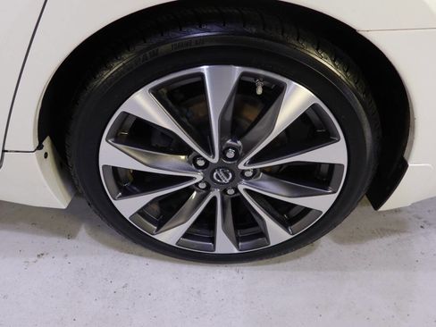 Used 2019 Nissan Maxima Platinum w/ Sport Mat Group image 36