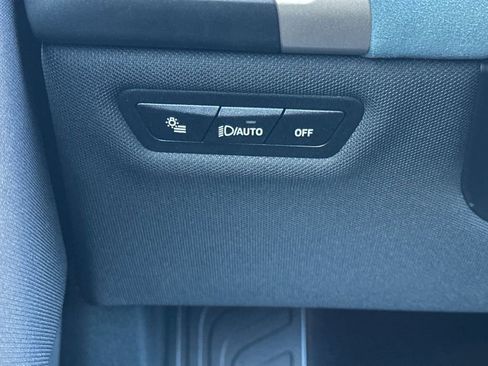 Used 2023 BMW iX xDrive50 w/ Sport Package image 31