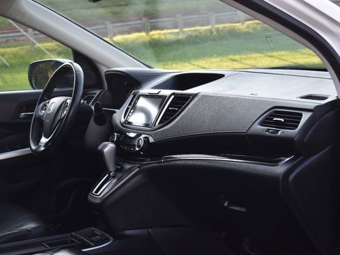 Used 2016 Honda CR-V EX-L image 16