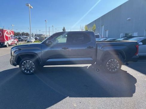 Used 2023 Toyota Tundra SR5 w/ SR5 Convenience Package image 8