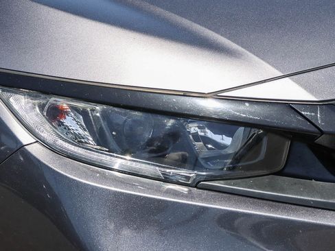 Used 2019 Honda Civic EX-L image 4