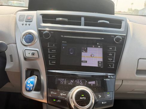 Used 2016 Toyota Prius V Five image 24