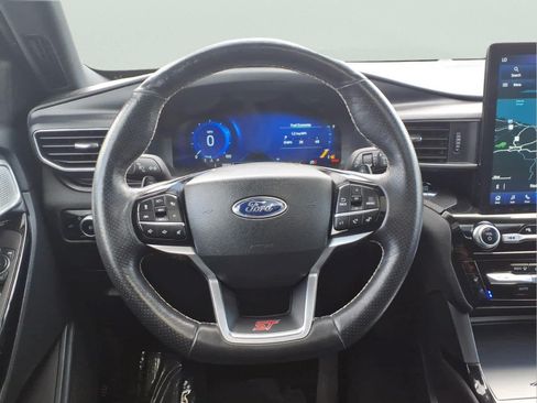 Used 2023 Ford Explorer ST w/ Equipment Group 401A AWD/4WD image 33