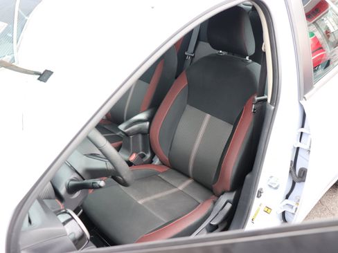 Used 2024 Nissan Versa SR image 11