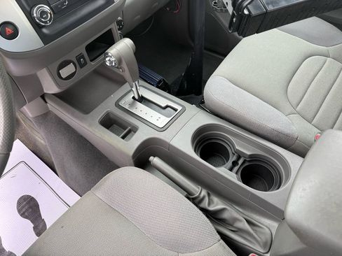 Used 2019 Nissan Frontier S image 27