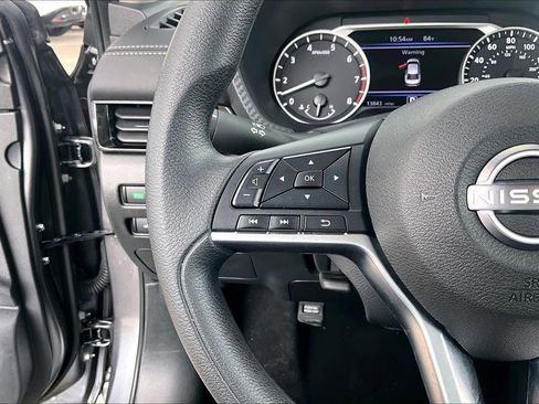 Certified 2025 Nissan Sentra SV FWD image 23