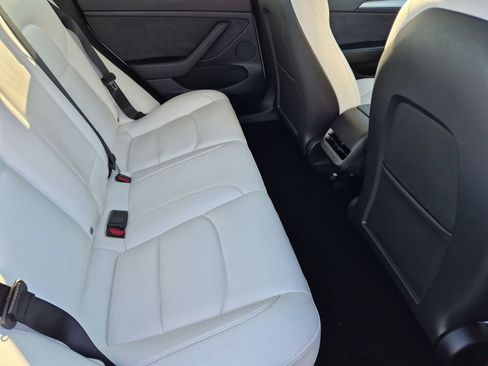 Used 2021 Tesla Model 3 Standard Range Plus RWD image 29