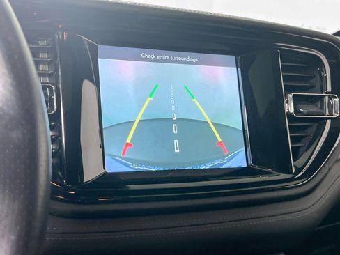 Used 2022 Dodge Durango GT image 13