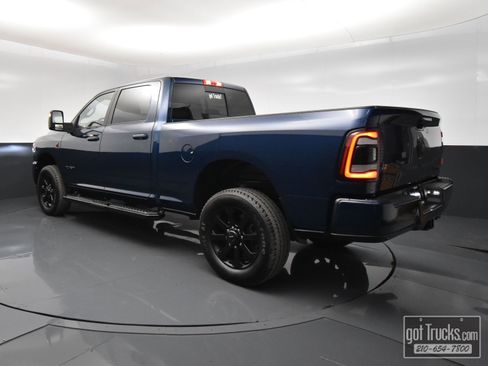 Used 2024 RAM 2500 Laramie w/ Night Edition AWD/4WD image 5