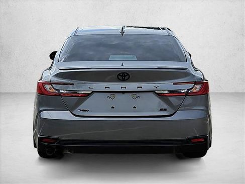 Used 2026 Toyota Camry SE FWD image 7