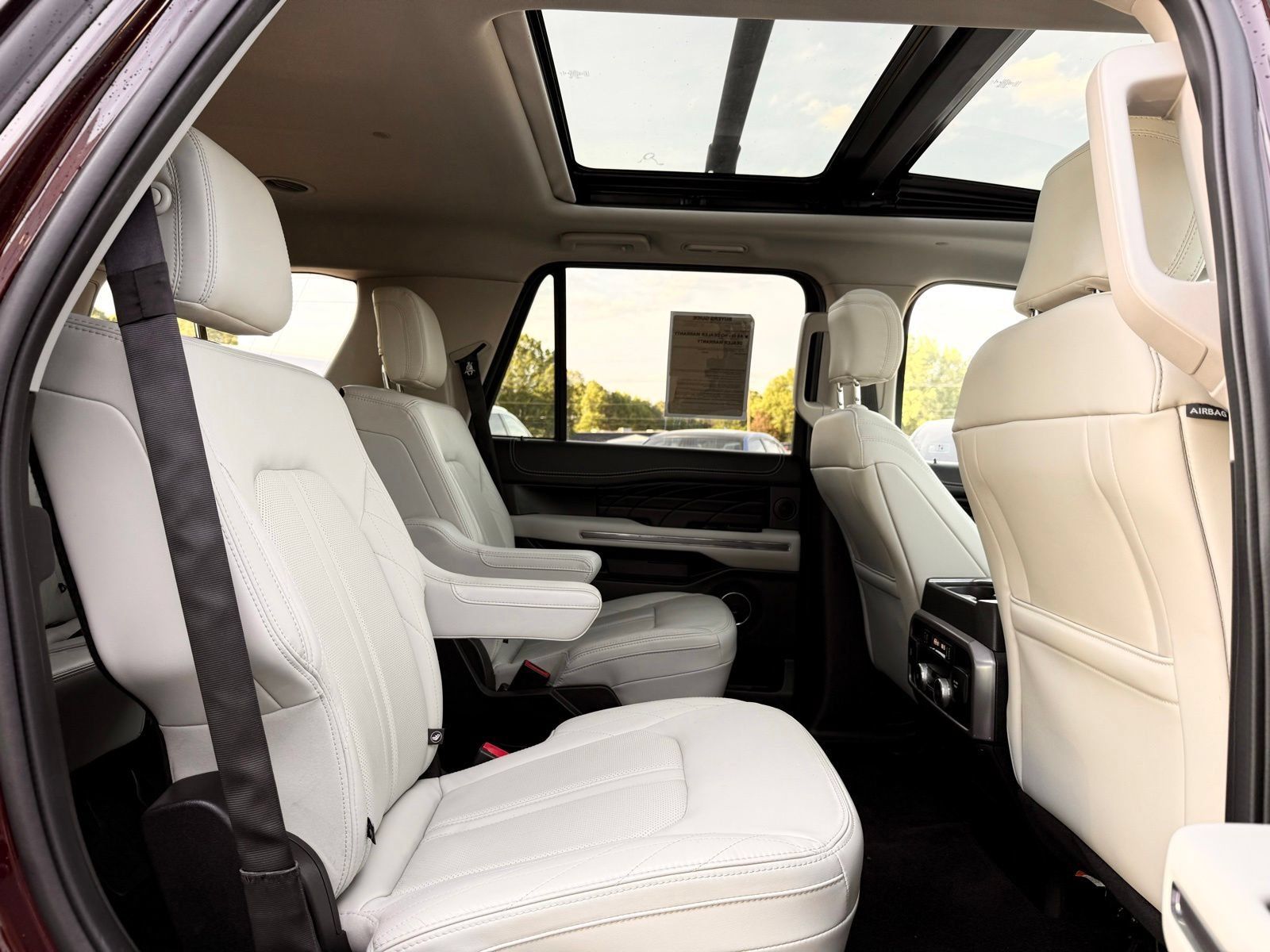 Used 2020 Ford Expedition Platinum RWD image 23