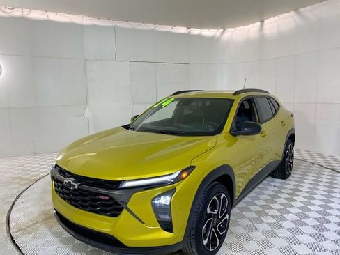 Used 2024 Chevrolet Trax RS w/ Driver Confidence Package image 20