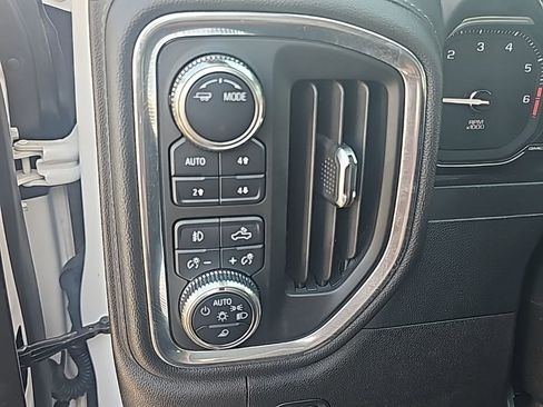 Used 2022 GMC Sierra 1500 Denali w/ Denali Premium Package AWD/4WD image 21