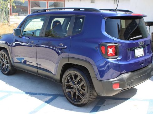 Used 2018 Jeep Renegade Altitude FWD image 6