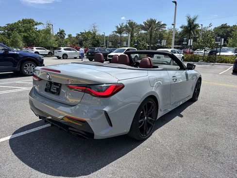 Used 2022 BMW 440i xDrive Convertible w/ Premium Package image 4