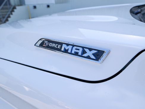 Used 2025 Toyota Tundra Limited image 13