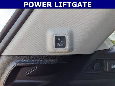 Certified 2024 Jeep Grand Cherokee Limited w/ Black Appearance Package image 18