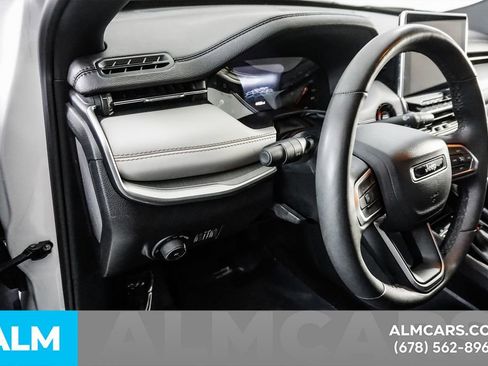 Used 2025 Jeep Compass Limited AWD/4WD image 34