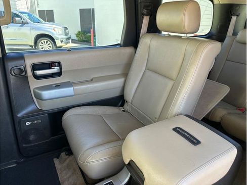 Used 2008 Toyota Sequoia Platinum AWD/4WD image 21