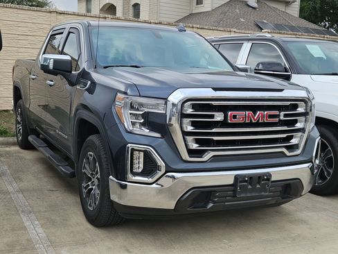 Used 2021 GMC Sierra 1500 SLT image 1