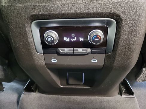 Used 2021 Chevrolet Tahoe LT image 28