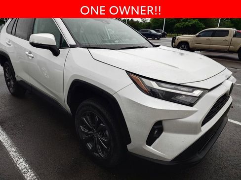 Used 2023 Toyota RAV4 XLE Premium AWD/4WD image 3