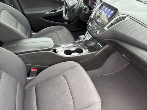 Used 2023 Chevrolet Malibu LT image 39