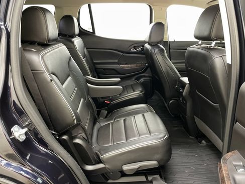 Certified 2022 GMC Acadia Denali w/ Denali Ultimate Package AWD/4WD image 47