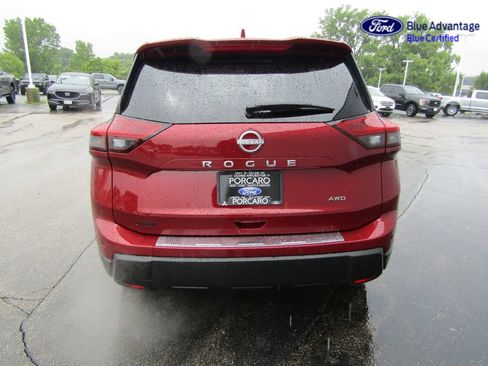 Used 2025 Nissan Rogue SV w/ SV Premium Package AWD/4WD image 8