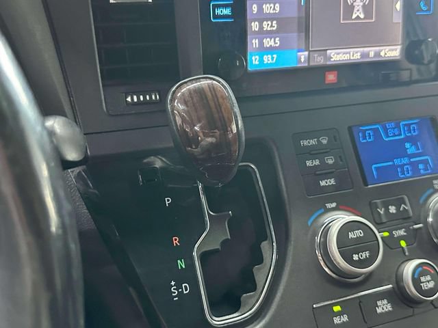 Used 2017 Toyota Sienna Limited Premium w/ Protection Package AWD/4WD image 42