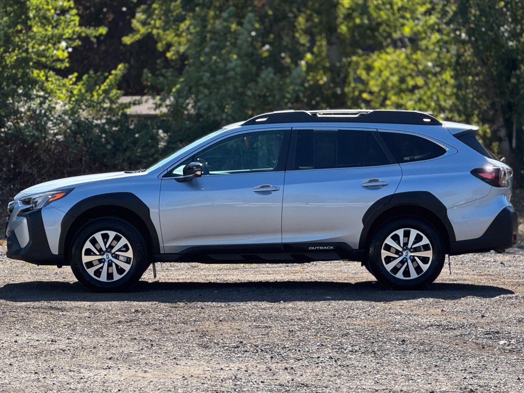Certified 2024 Subaru Outback Premium AWD/4WD image 4