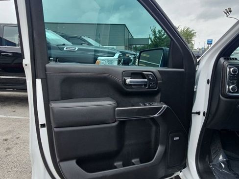 Used 2021 GMC Sierra 1500 AT4 w/ AT4 Value Package AWD/4WD image 10