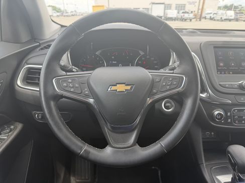 Used 2024 Chevrolet Equinox LT FWD image 15
