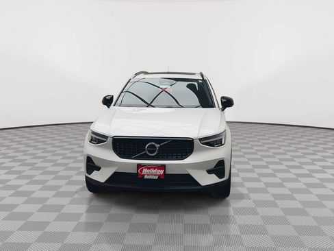 Used 2026 Volvo XC40 B5 Core AWD/4WD image 35