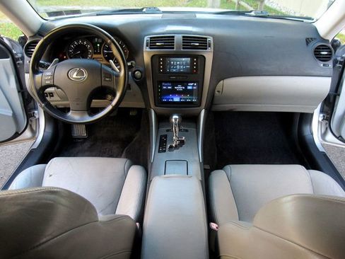 Used 2007 Lexus IS 250 AWD image 20