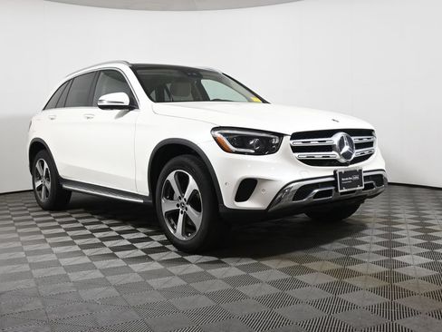 Certified 2022 Mercedes-Benz GLC 300 4MATIC image 9