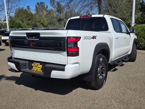 New 2026 Nissan Frontier PRO-4X image 4