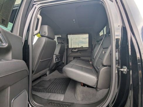 Used 2024 Chevrolet Silverado 3500 LTZ w/ LTZ Convenience Package AWD/4WD image 15