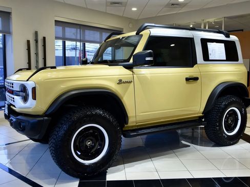 Used 2024 Ford Bronco Heritage Edition image 3
